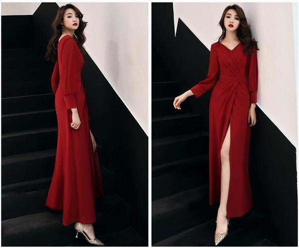 Elegáns, hosszú női ruha, piros színű hasítékkal