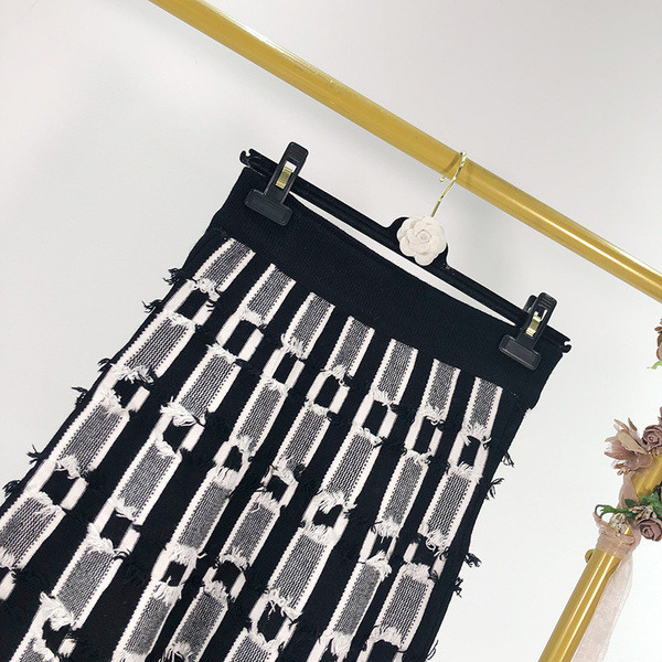 Fusta lunga tricotata cu talie elastica