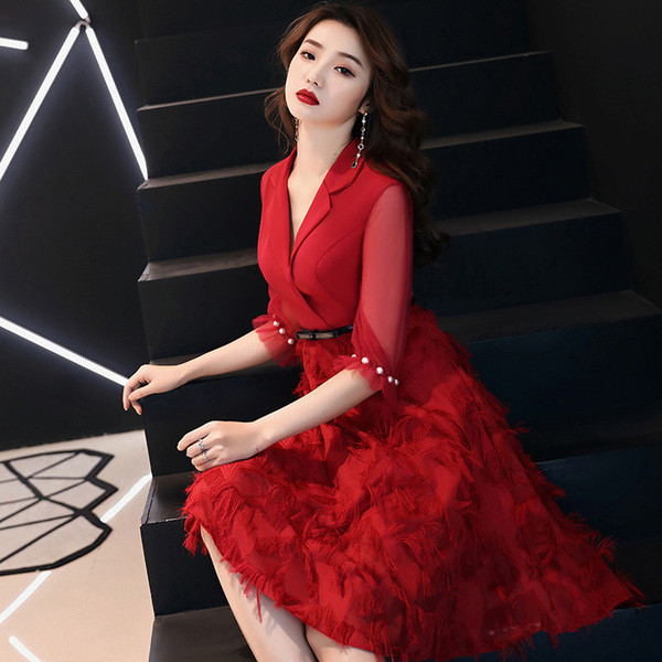 Model elegant de rochie de dama cu maneci 3/4 in rosu