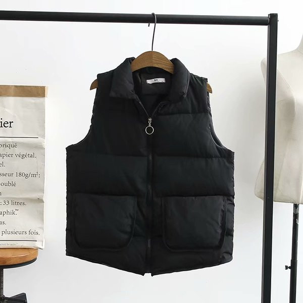 Nagy méretű alkalmi női mellény zsebekkel, három színben