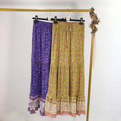 Hosszú szoknya szabásminta két színben és virágmintás