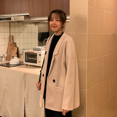 Női napi hosszú kabát két színben, zsebekkel