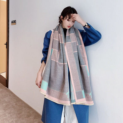 Stílusos női sál különböző színekben