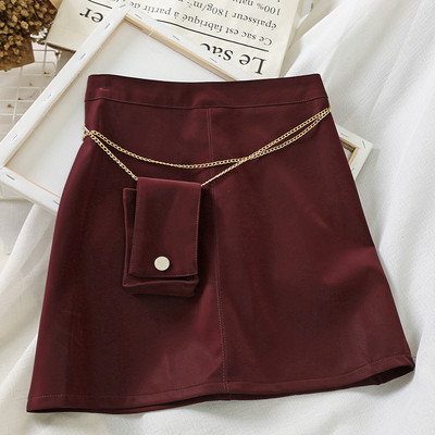Női szoknya magas derékkal és deréktáska vékony lánccal