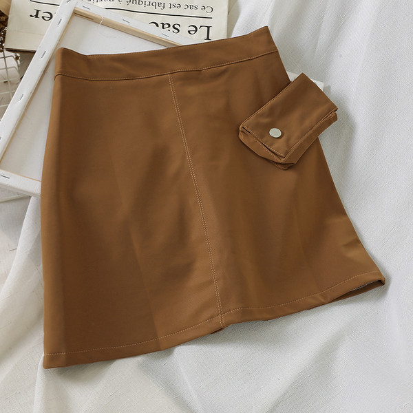 Női szoknya magas derékkal és deréktáska vékony lánccal