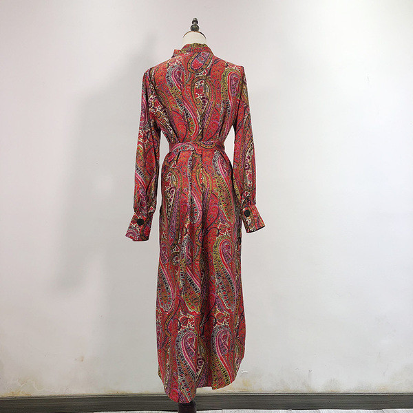 Rochie cu croi lung cu cravate in talie si model colorat