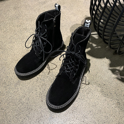 Alkalmi női csizma fűzővel két színben - két modell