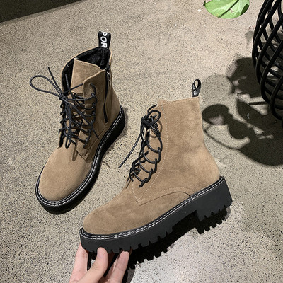 Alkalmi női csizma fűzővel két színben - két modell