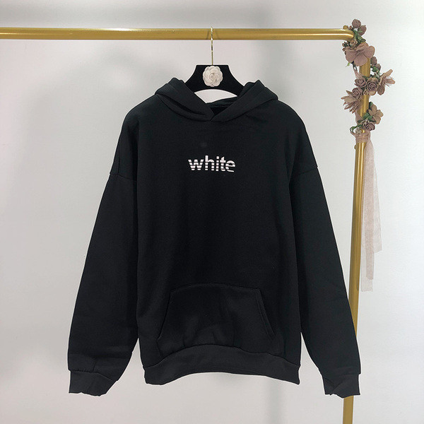 Napi sport pulóver fehér és fekete színben felirattal