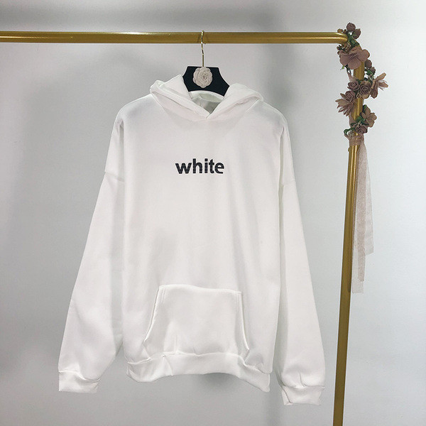 Napi sport pulóver fehér és fekete színben felirattal