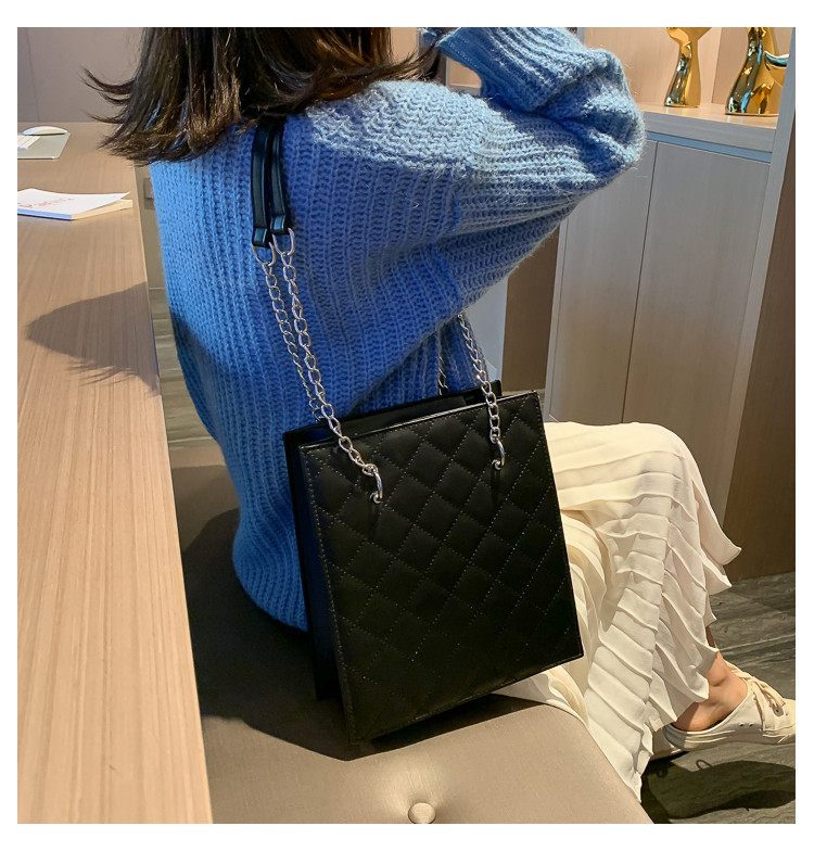 Geantă de mână pătrată elegantă, cu mânere lungi, în negru, maro și bej