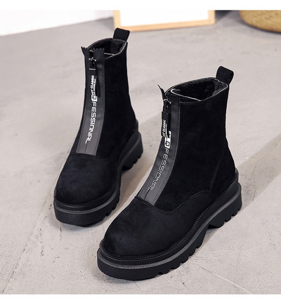 Női velúr csizma puha béléssel és cipzárral fekete színben