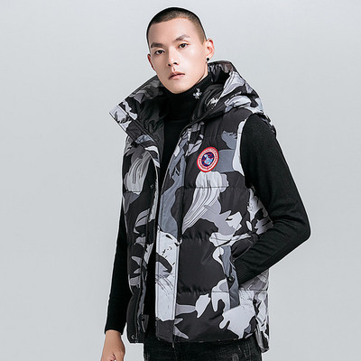 Модерен мъжки камуфлажен елек с джобове в два цвята