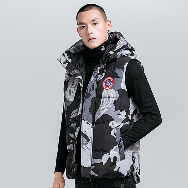 Модерен мъжки камуфлажен елек с джобове в два цвята 