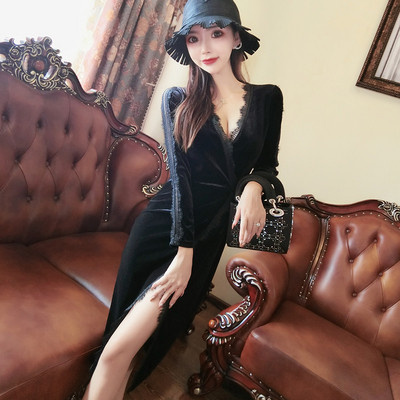 Μακρύ κομψό φόρεμα με βελούδο και δαντέλα σε μαύρο χρώμα