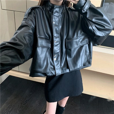 Geaca scurta de dama din piele ecologica de culoare neagra model lat