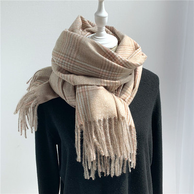 Kockás női sál rojtokkal több színben