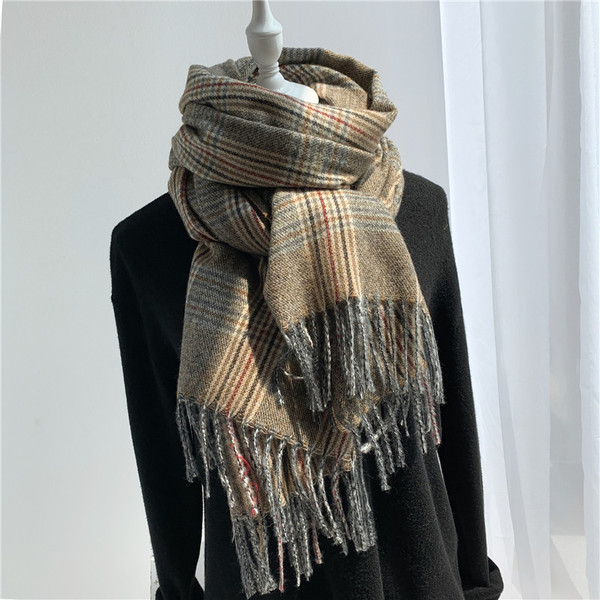 Kockás női sál rojtokkal több színben