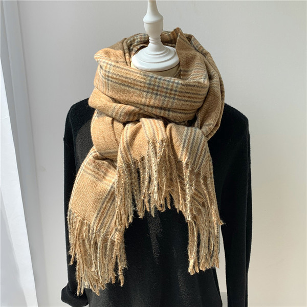 Kockás női sál rojtokkal több színben