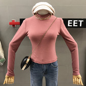 Lezser női blúz magas gallérral és fém lánccal több színben