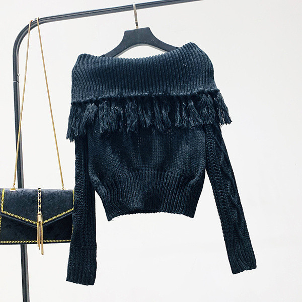 Pulover de dama model nou cu ciucuri si decolteu barca in mai multe culori