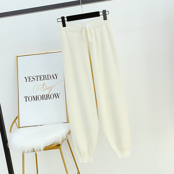 Дамски ежедневен панталон с ластик в четири цвята