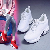 Alkalmi női tornacipő több színben