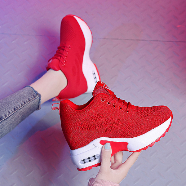 Alkalmi női tornacipő több színben