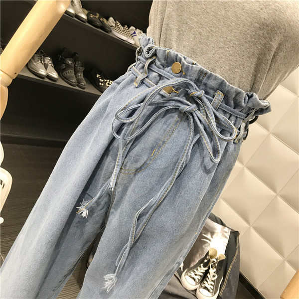 Blugi de dama cu talie inalta si cravate intr-o culoare deschisa