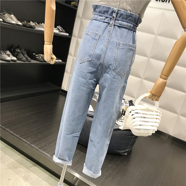 Blugi de dama cu talie inalta si cravate intr-o culoare deschisa