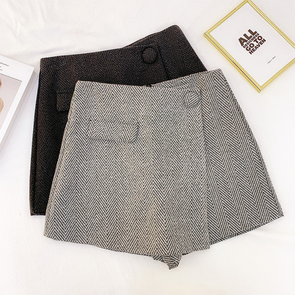 Téli rövidnadrág gombos három színben