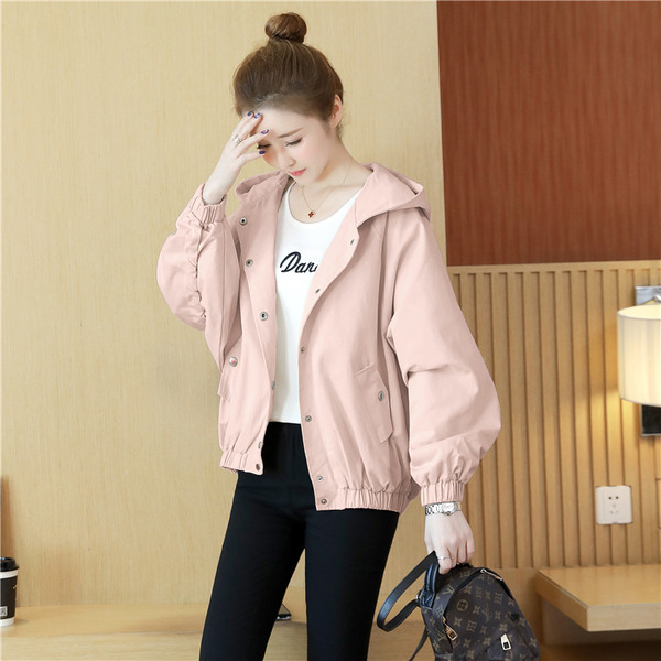 Női alkalmi rövid kabát gumírozással több színben