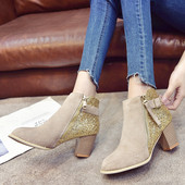 Női csizma ÚJ modell vastag sarokkal, fényes hatással több színben