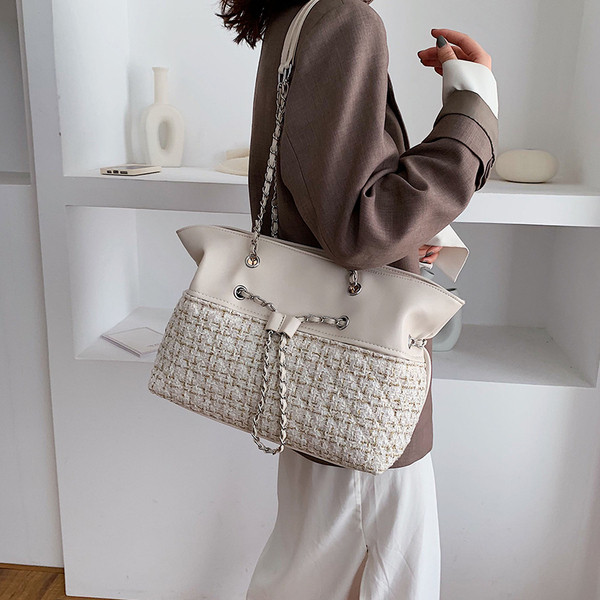 Geanta de dama de zi cu zi cu lant in mai multe culori