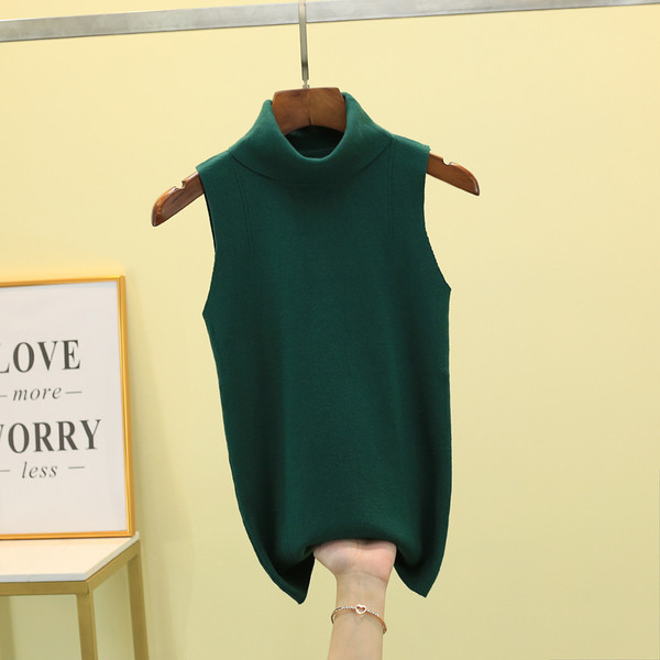 Vékony kötésből készült stílusos női felső gallérral, több színben