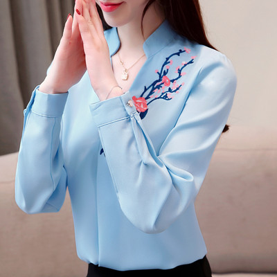 Cămașă elegantă de damă cu broderie și decolteu în V în diferite culori