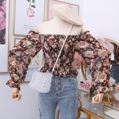 Új modell női blúz csupasz váll és virágmintás több színben