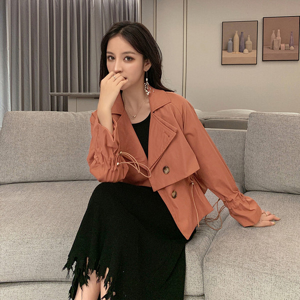 Női modern rövid vékonykabát három színben, gombokkal