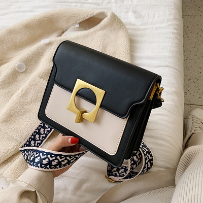 Eko bőrből készült modern női táska hosszú füllel