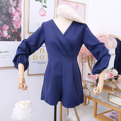 Salopeta de dama moderna cu decolteu spitz in mai multe culori