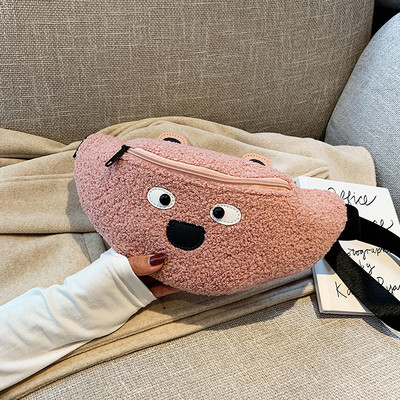 Női táska cipzárral és 3D elemmel több színben