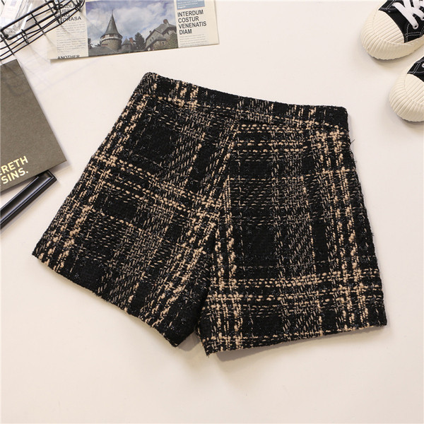 Női rövidnadrág négy színben, cipzárral, magas derékkal