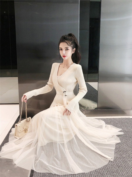 Modern mellény és hosszú pecsétszoknya szett