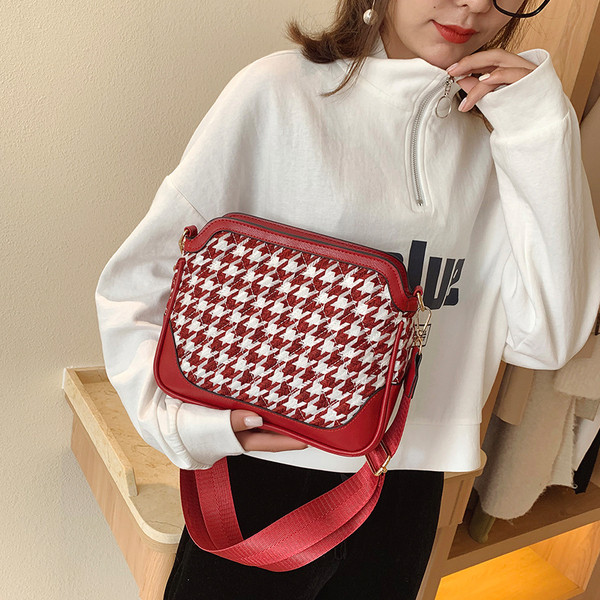 Modern női táska állítható füllel több színben