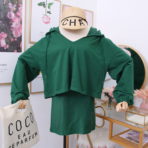 Modern női ruha + kapucnis blúz több színben