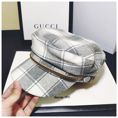 Kockás női sapka napellenzővel több színben