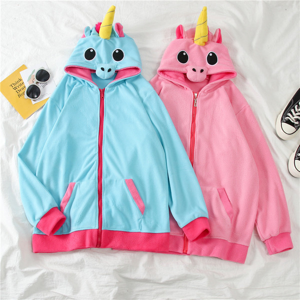 Új modell női pulóver 3D elemmel, rózsaszín és kék színben