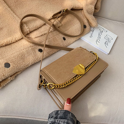 Láncos, hosszú füles női táska többféle színben