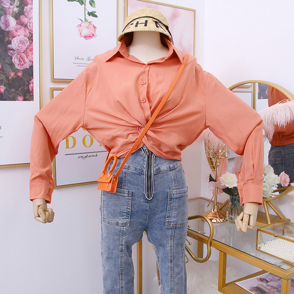 Modern női ing klasszikus gallérral és gombokkal - többféle színben