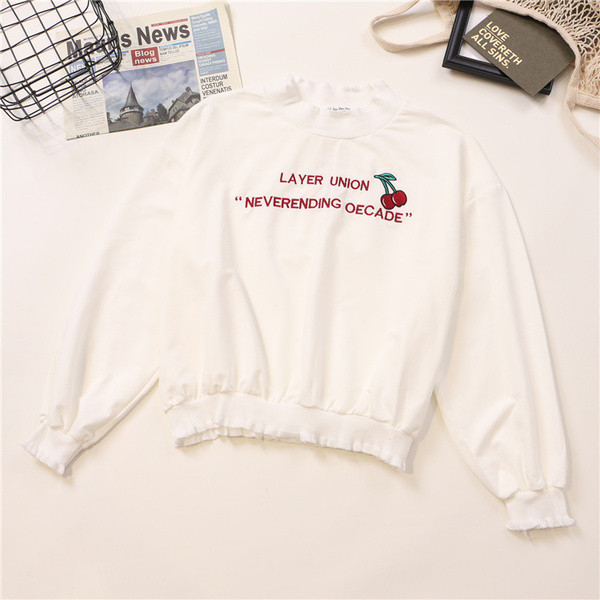 Női blúz több színben, hosszú ujjal, feliratokkal